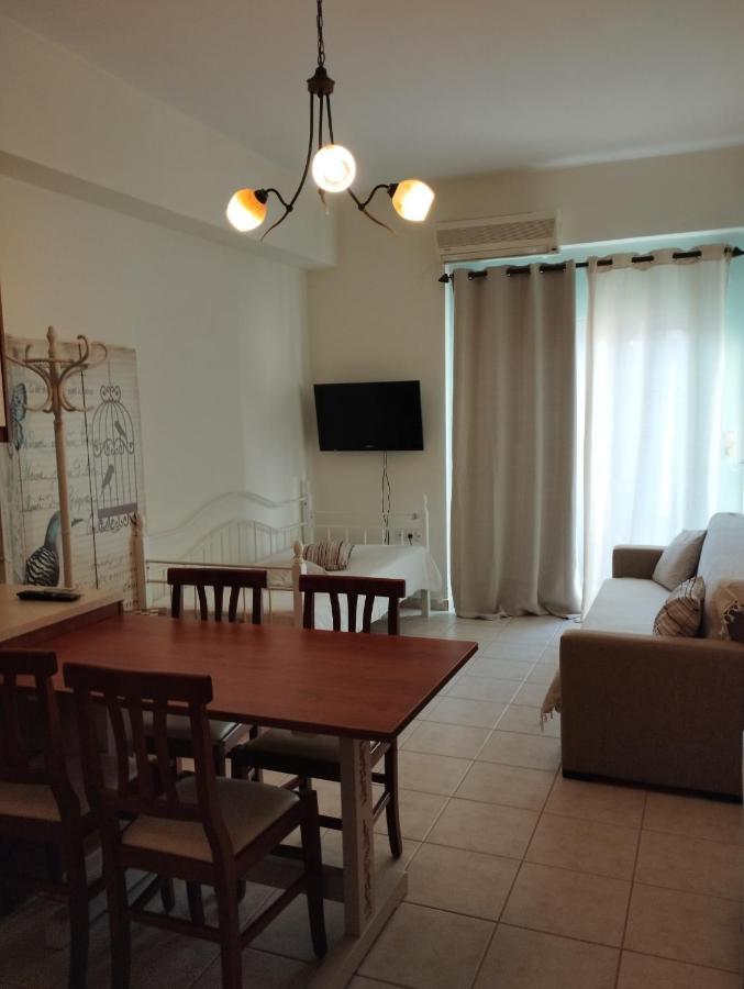 Sofia Appartement Makrýgialos Buitenkant foto